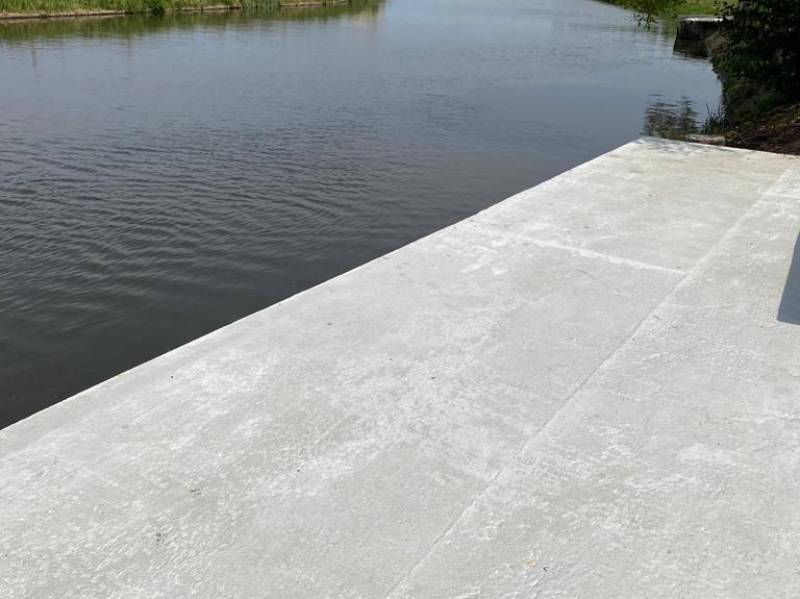 betonnen-vloer-storten-esterik-betonwerken