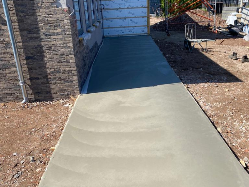 oprit-in-beton-esterik-prijs